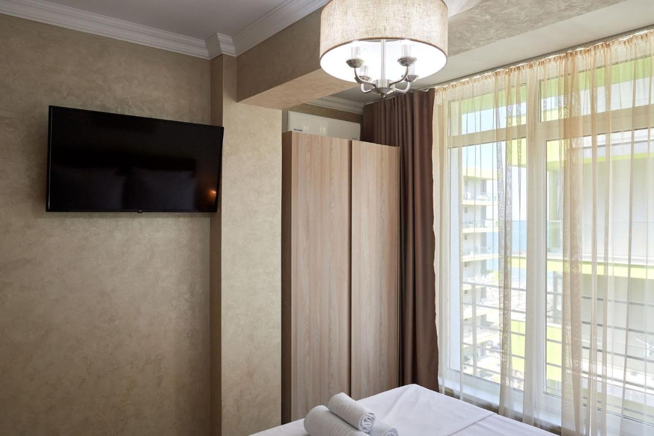 Berlin Luxury Apartment Spa N Pool Beach Resort Năvodari Екстериор снимка