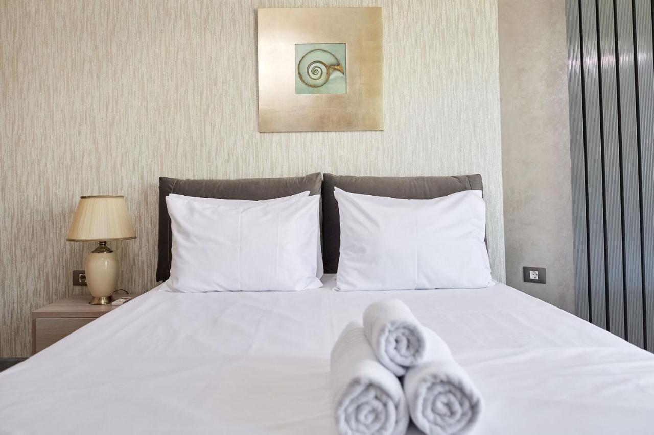 Berlin Luxury Apartment Spa N Pool Beach Resort Năvodari Екстериор снимка