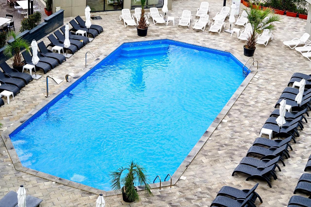 Berlin Luxury Apartment Spa N Pool Beach Resort Năvodari Екстериор снимка